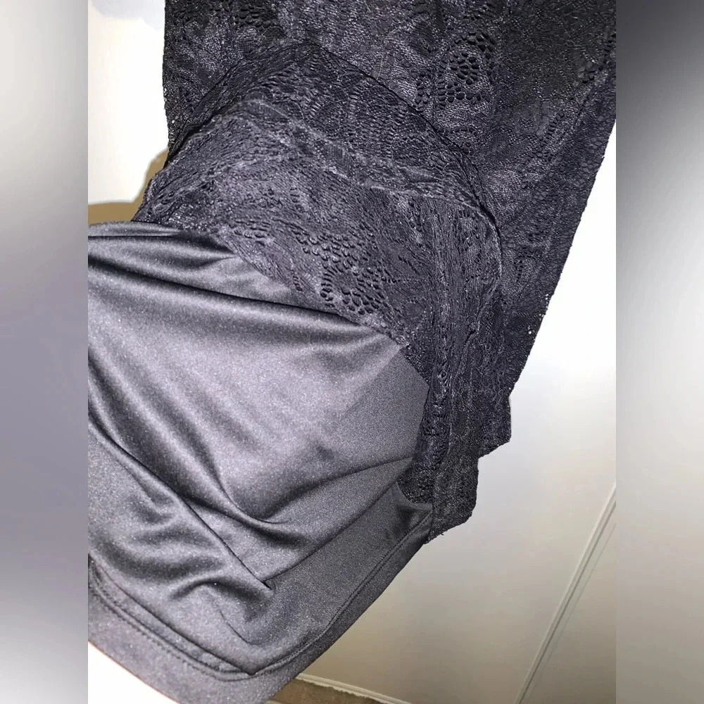 Reitmans Lace  Bodycon Mini Dress - Picture 5 of 8